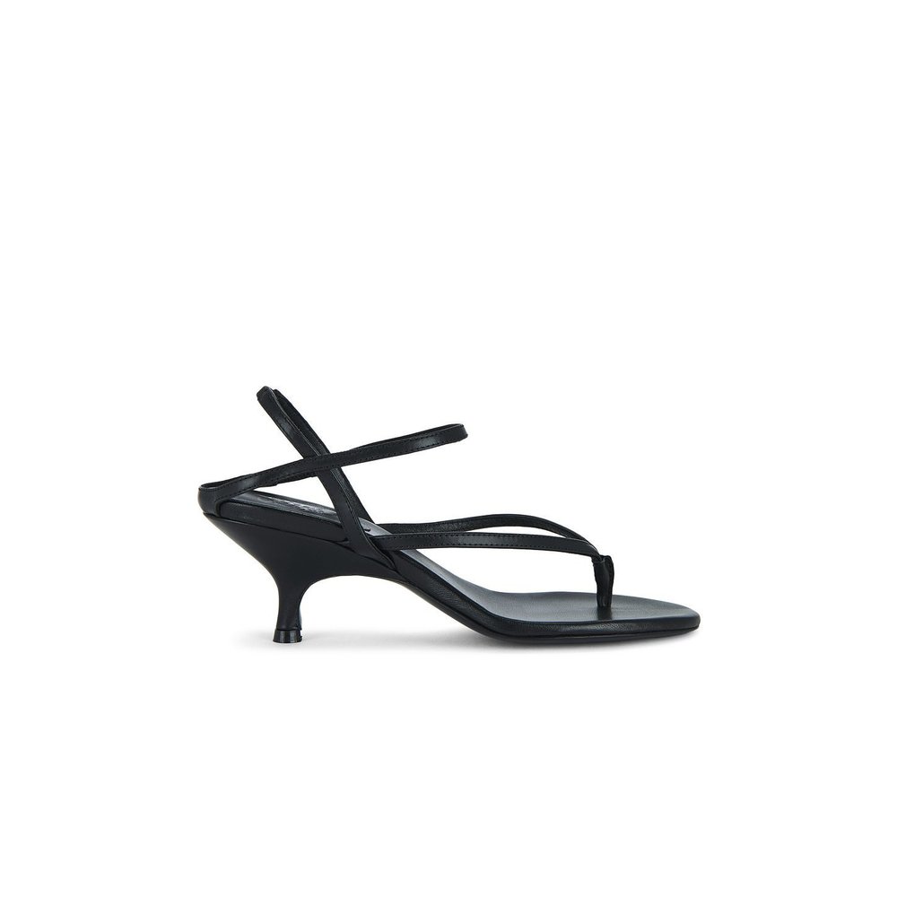 Like new GIA BORGHINI x The Grandquist The Thong Sandal Black strap kitten heel